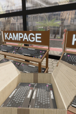 Screenshot #4 - Tech Market Simulator