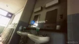 Screenshot #2 - Japanese School Restroom