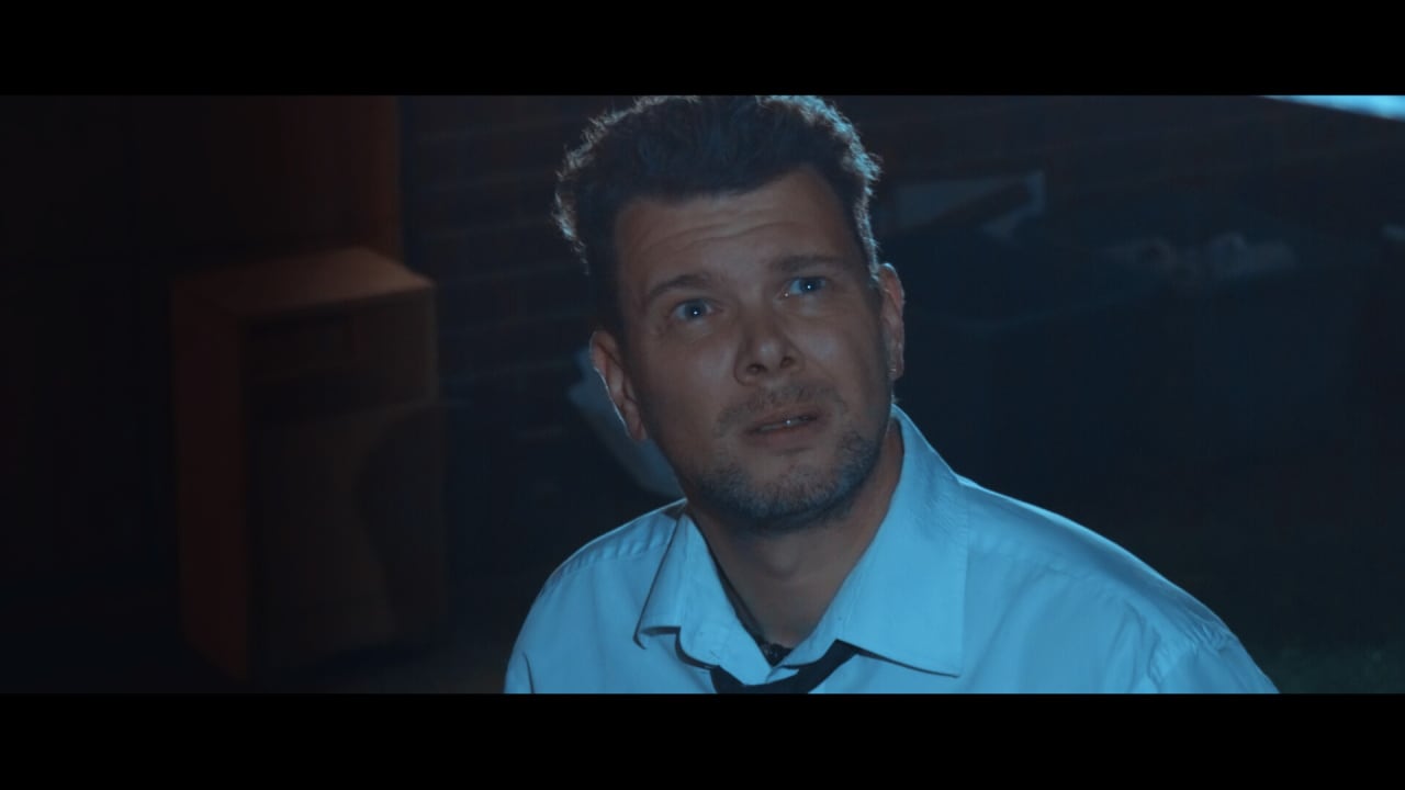 Screenshot #10 - The Dark Side of the Moon: An Interactive FMV Thriller